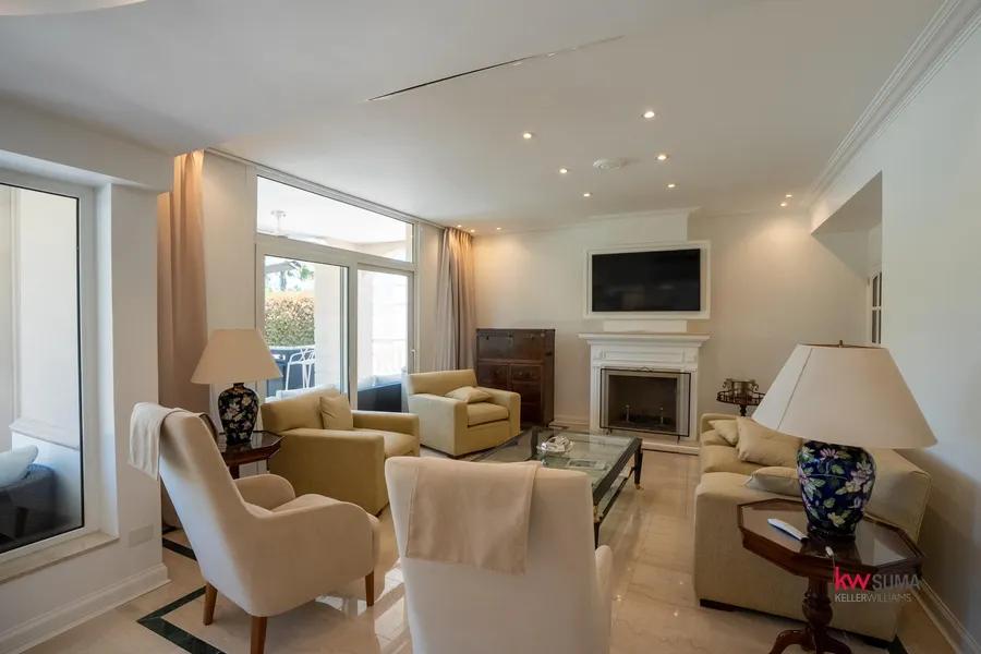 Casa En Venta En Abril Club De Campo